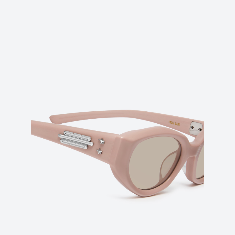 Kính Gentle Monster Jennie Fish Tail P7