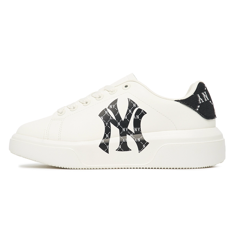 Giày MLB Chunky Classic Diamond Monogram Heel New York Yankees Black