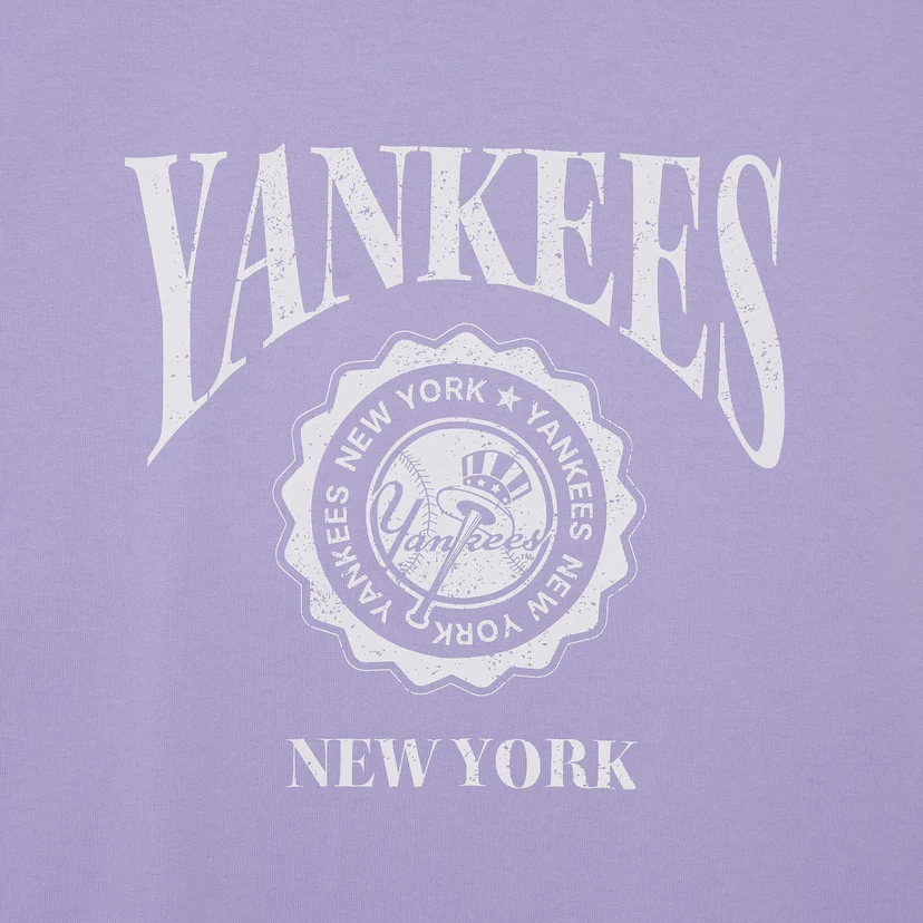 Áo Thun MLB Korea Vintage Logo Graphic Over Fit T Shirts NEW YORK YANKEES