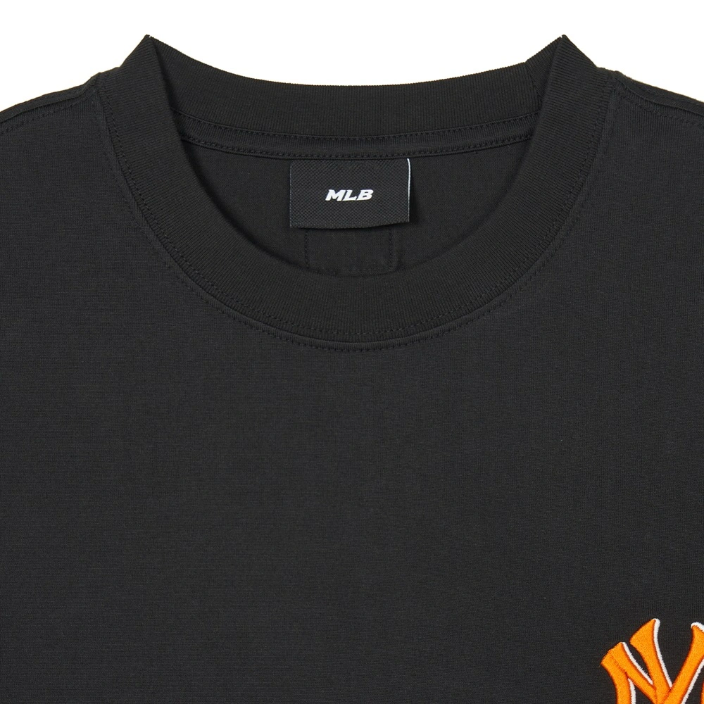 Áo Thun MLB Korea Monative T-Shirt New York Yankees Black