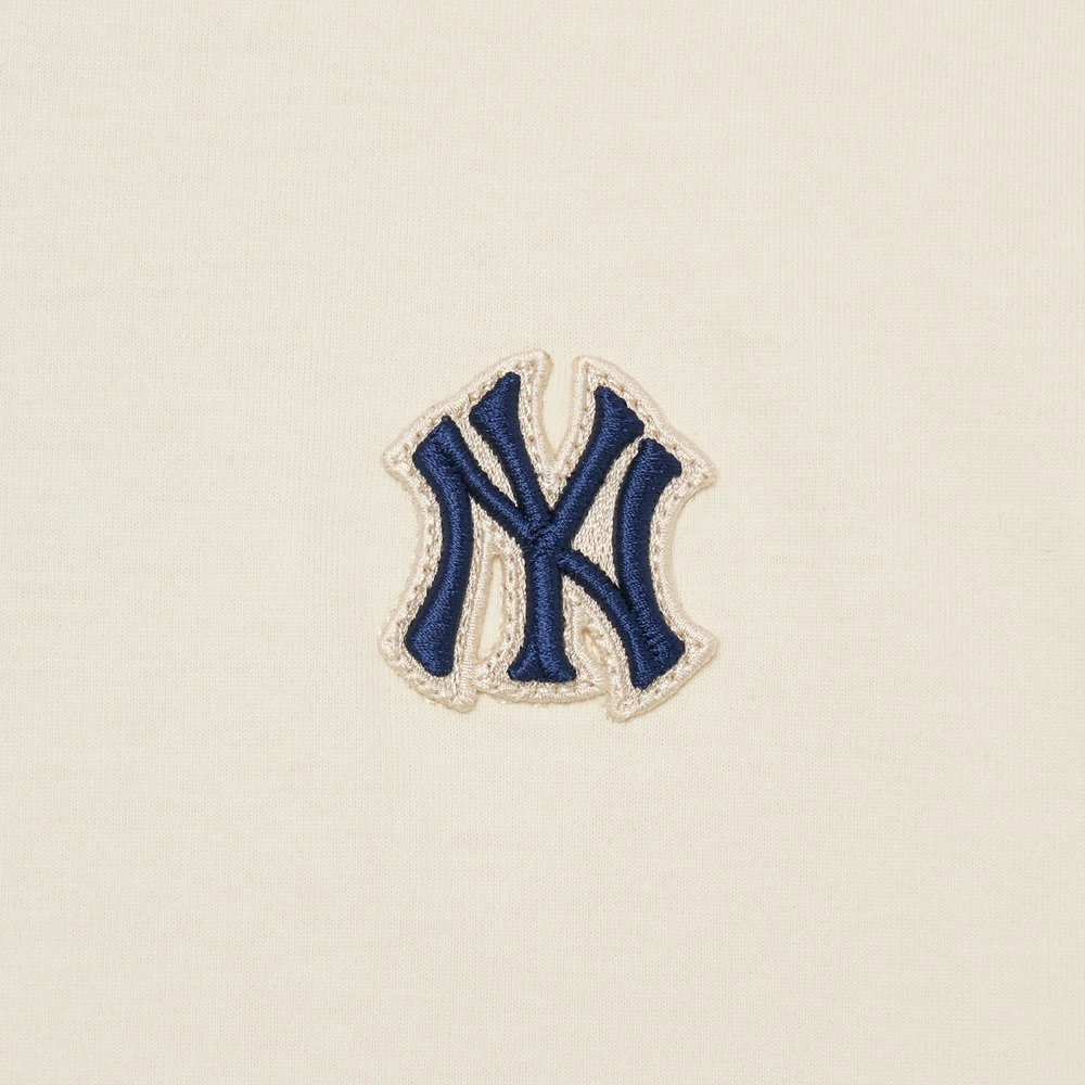 Áo Thun MLB Korea Monogram Big Lux New York Yankees D.Cream
