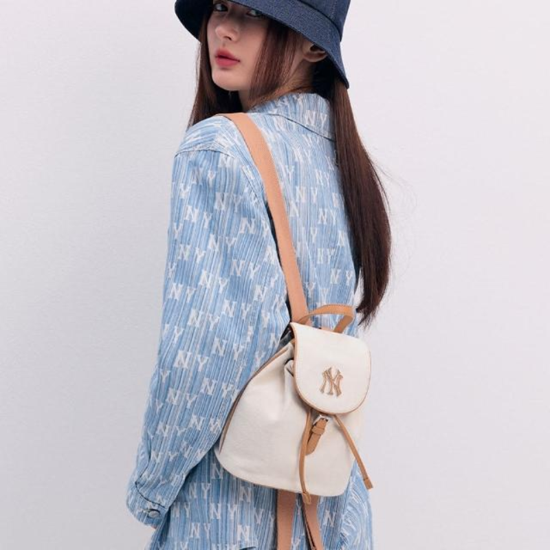 Túi Bucket Bag MLB Korea Monogram Jacquard Bucket Bag New York Yankees Cream