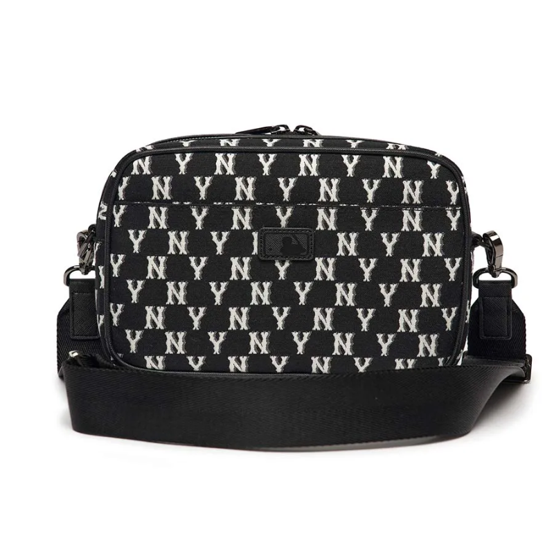 Túi đeo chéo MLB Monogram Jacquard New York Yankees Black 23cm