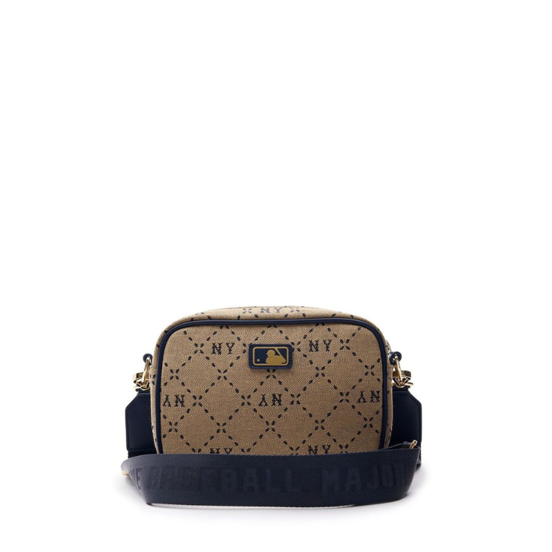 Túi đeo chéo MLB Monogram JQD New York Yankees Beige