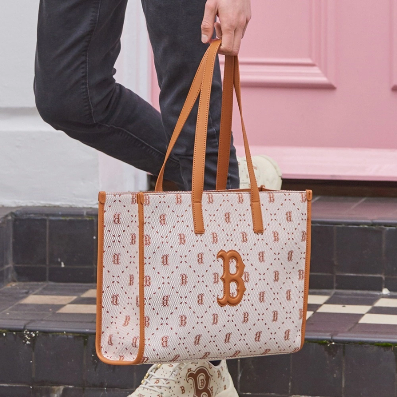 Túi Tote Bag MLB Diamond Monogram Jacquard Large Boston Red Sox Brown