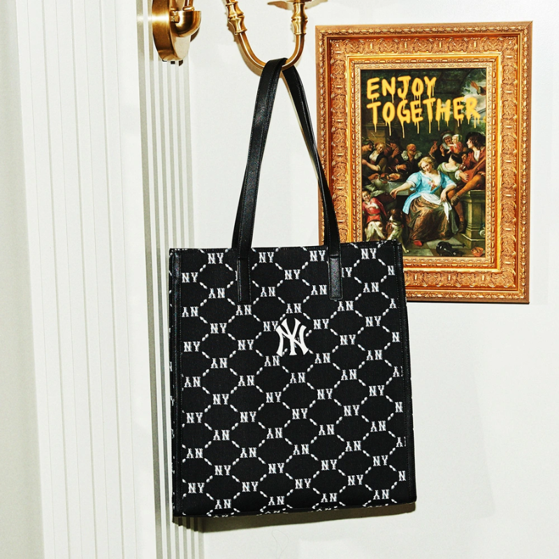 Túi Tote Bag MLB Mono Diamond Jackquard New York Yankees Black
